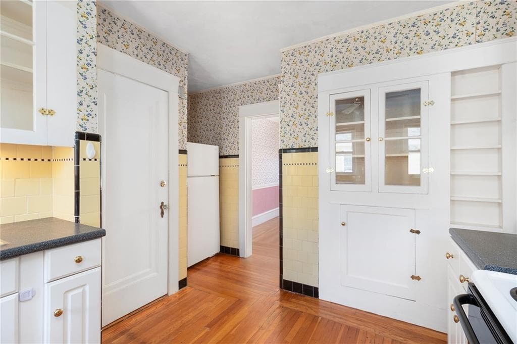 Multi Family at 21 Taft Avenue, Providence, photo 37 of 49