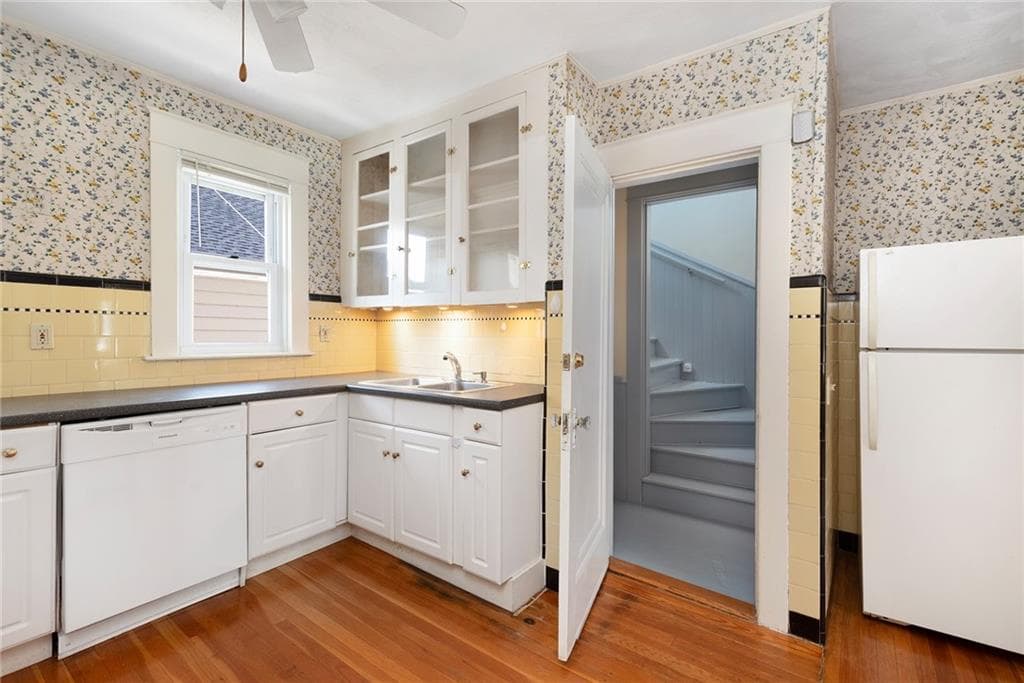 Multi Family at 21 Taft Avenue, Providence, photo 39 of 49