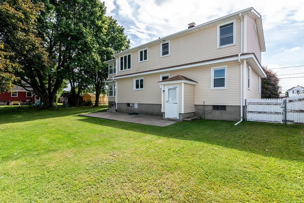 Multi Family at 14 Gray Street, North Providence, photo 3 of 34