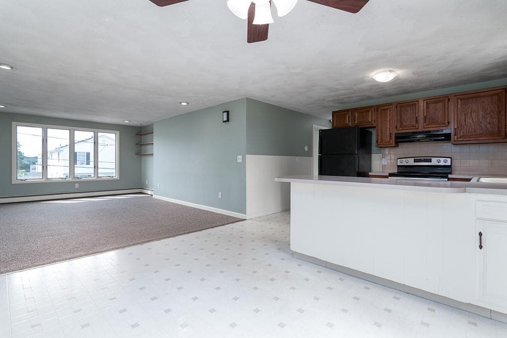 Multi Family at 14 Gray Street, North Providence, photo 19 of 34