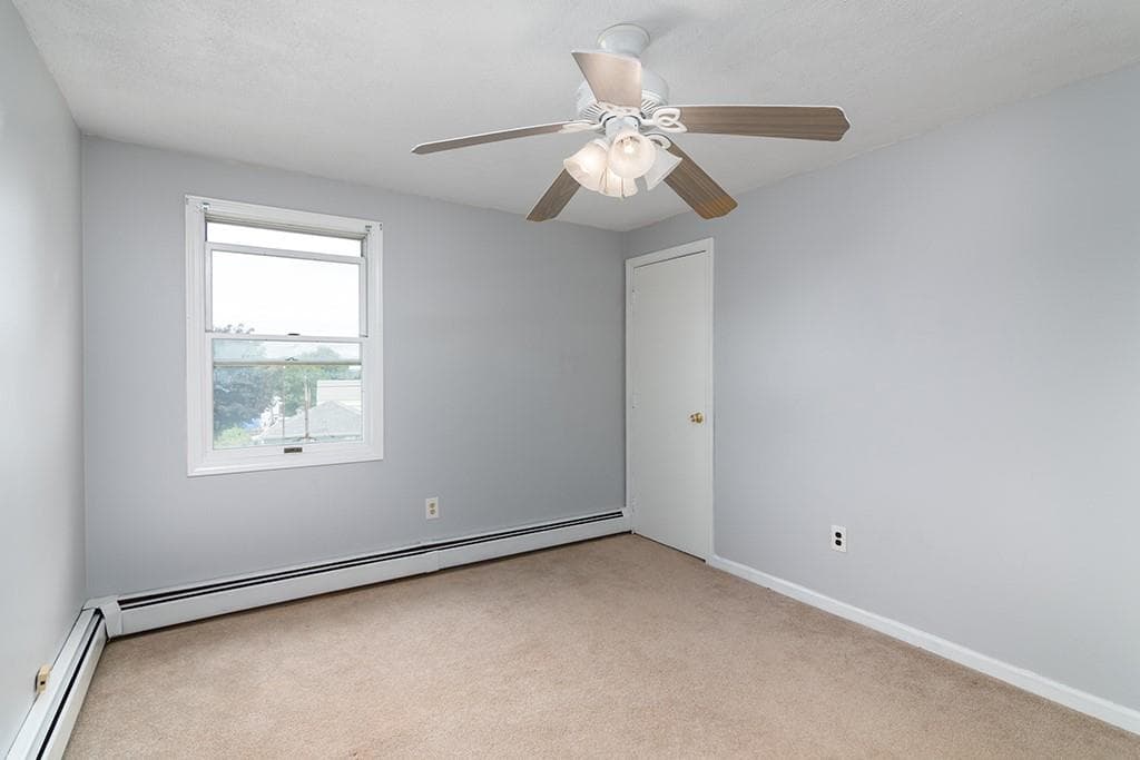 Multi Family at 14 Gray Street, North Providence, photo 25 of 34