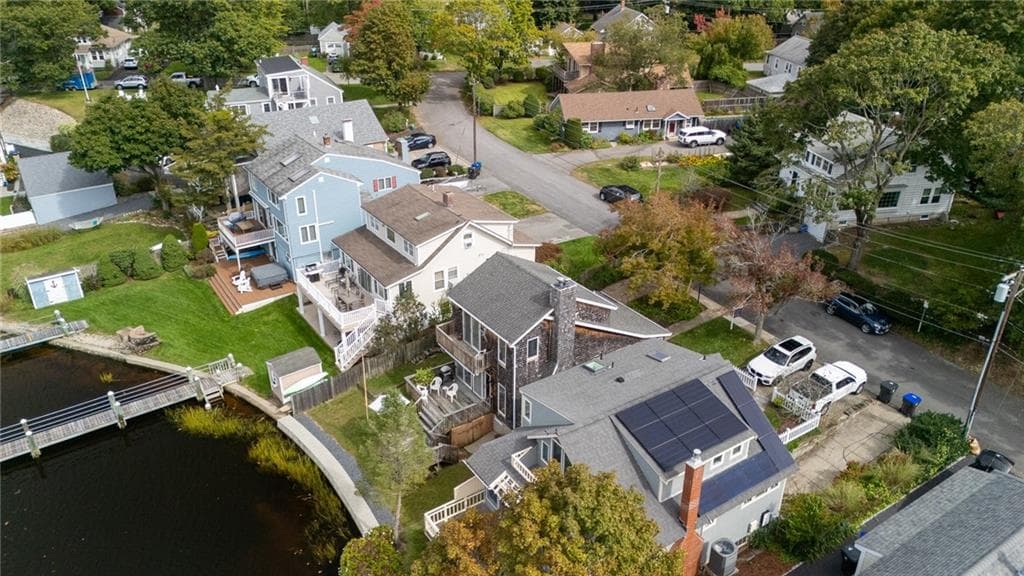 Single Family Residence at 11 Riverview Drive, Barrington, photo 16 of 50