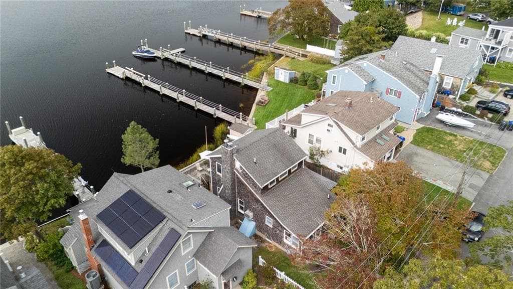 Single Family Residence at 11 Riverview Drive, Barrington, photo 14 of 50