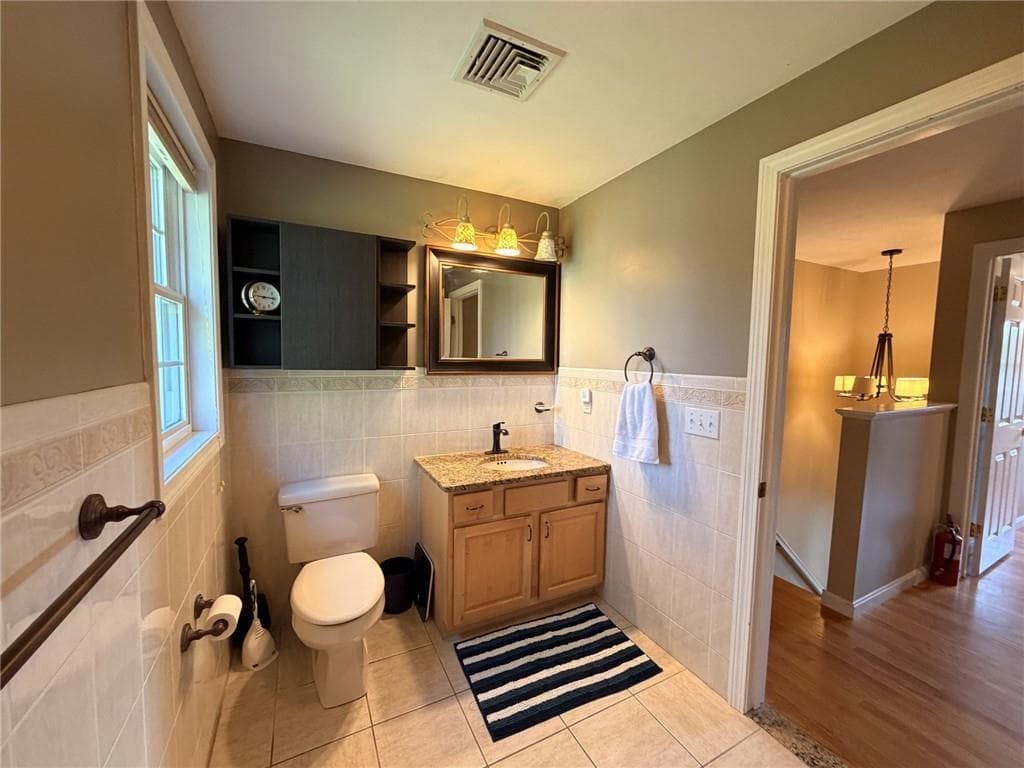 Single Family Residence at 3 Camp Street, Cumberland, photo 9 of 34