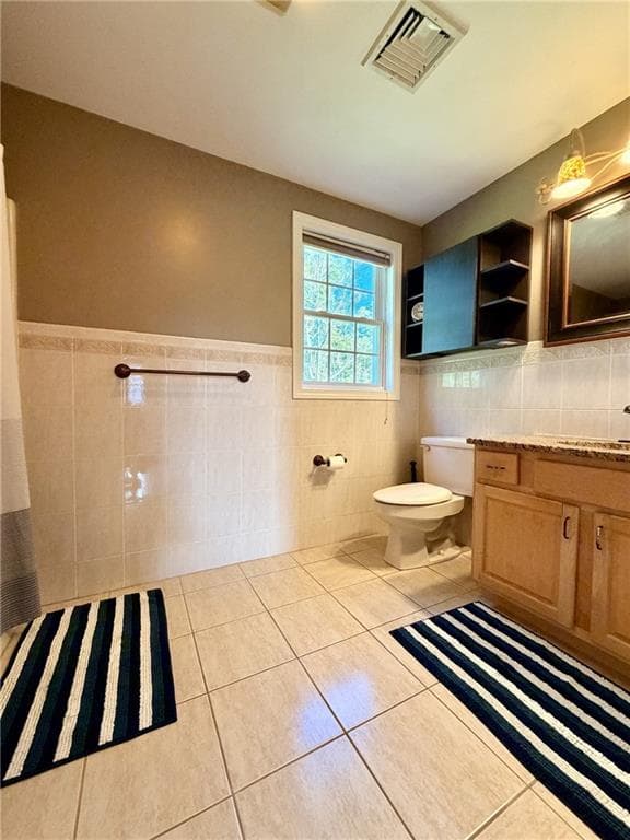 Single Family Residence at 3 Camp Street, Cumberland, photo 21 of 34