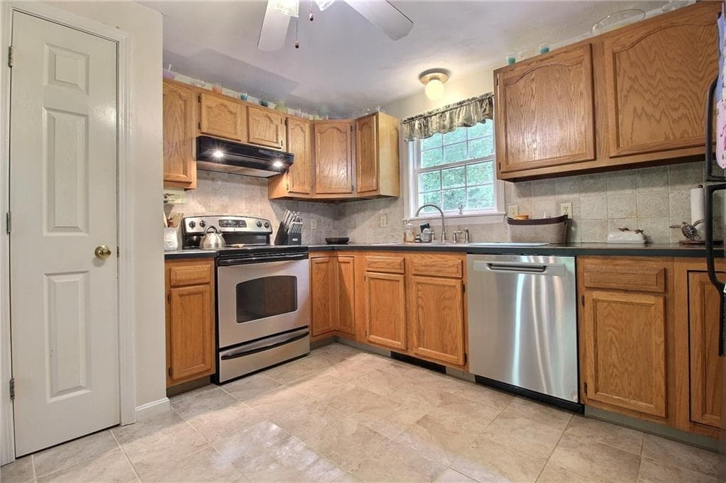 Single Family Residence at 19 Muratore Lane, Charlestown, photo 13 of 32
