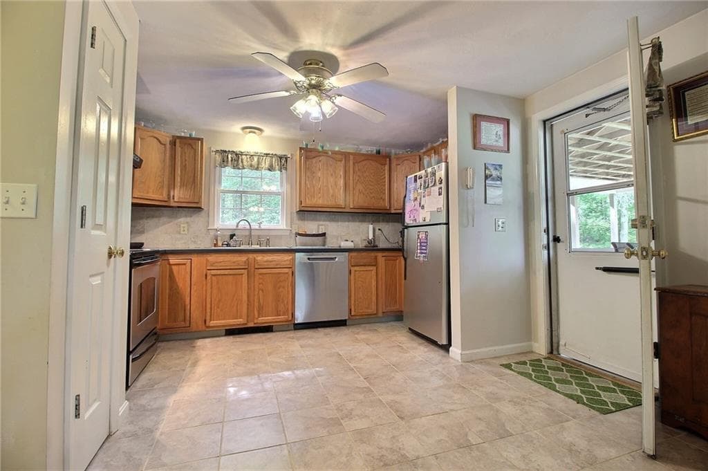Single Family Residence at 19 Muratore Lane, Charlestown, photo 14 of 32