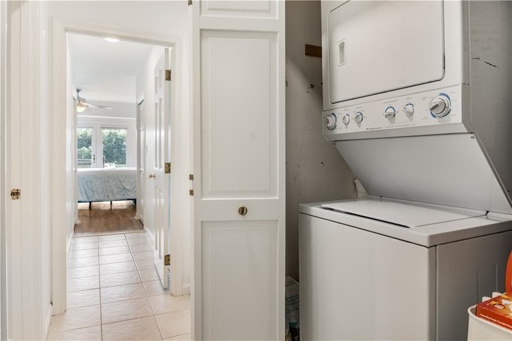Condominium at 152 Crompton Avenue UNIT 5, East Greenwich, photo 23 of 39