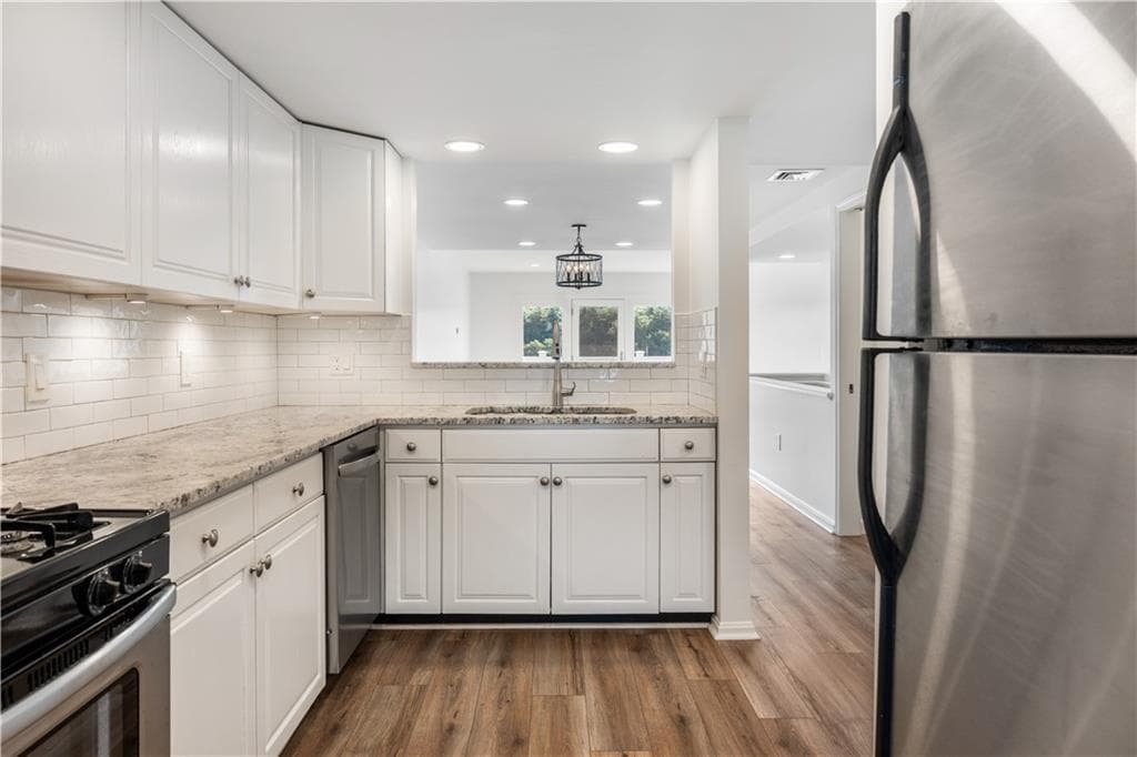 Condominium at 152 Crompton Avenue UNIT 5, East Greenwich, photo 6 of 39