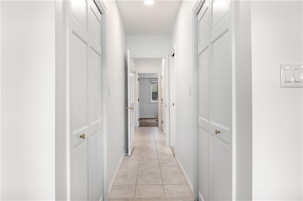 Condominium at 152 Crompton Avenue UNIT 5, East Greenwich, photo 22 of 39