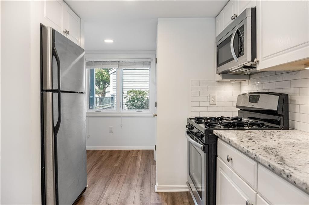 Condominium at 152 Crompton Avenue UNIT 5, East Greenwich, photo 7 of 39