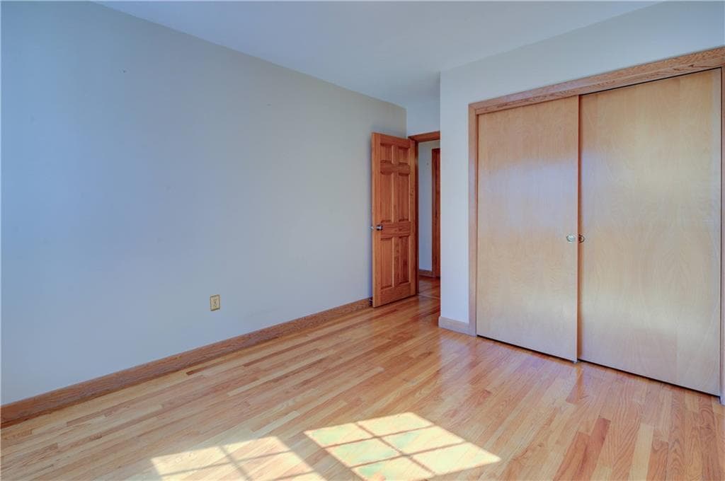 Single Family Residence at 40 Brimfield Road, Cranston, photo 17 of 40