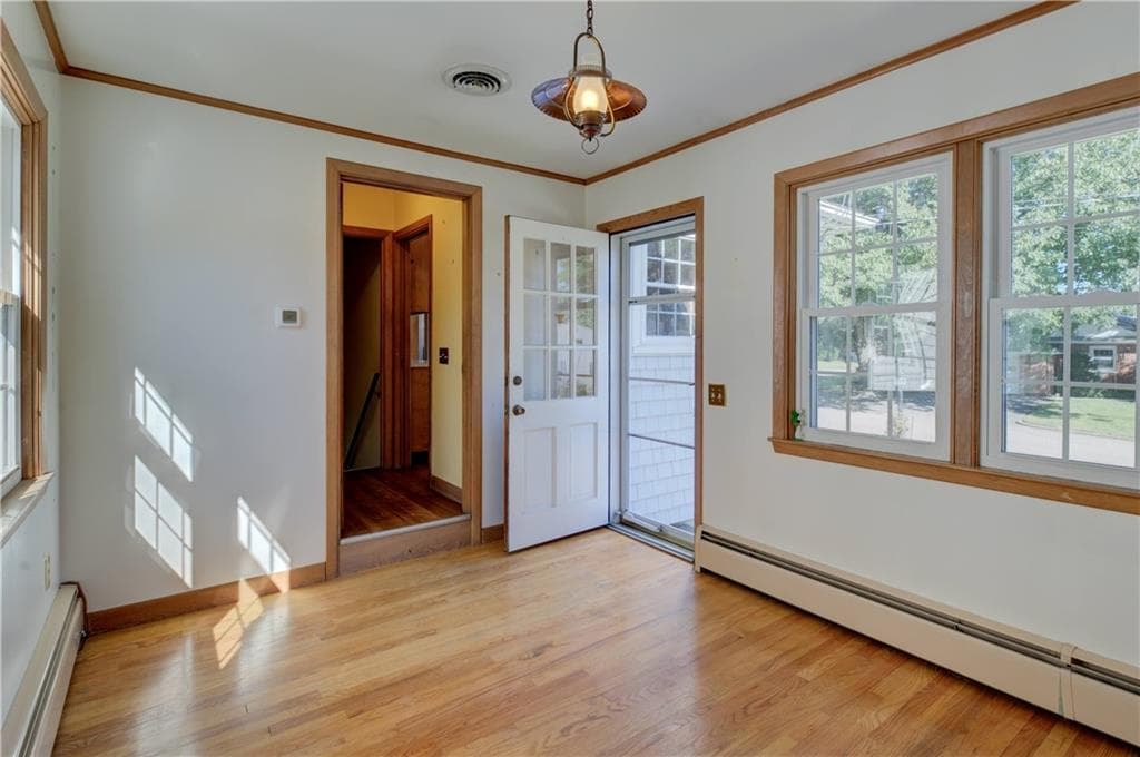 Single Family Residence at 40 Brimfield Road, Cranston, photo 3 of 40