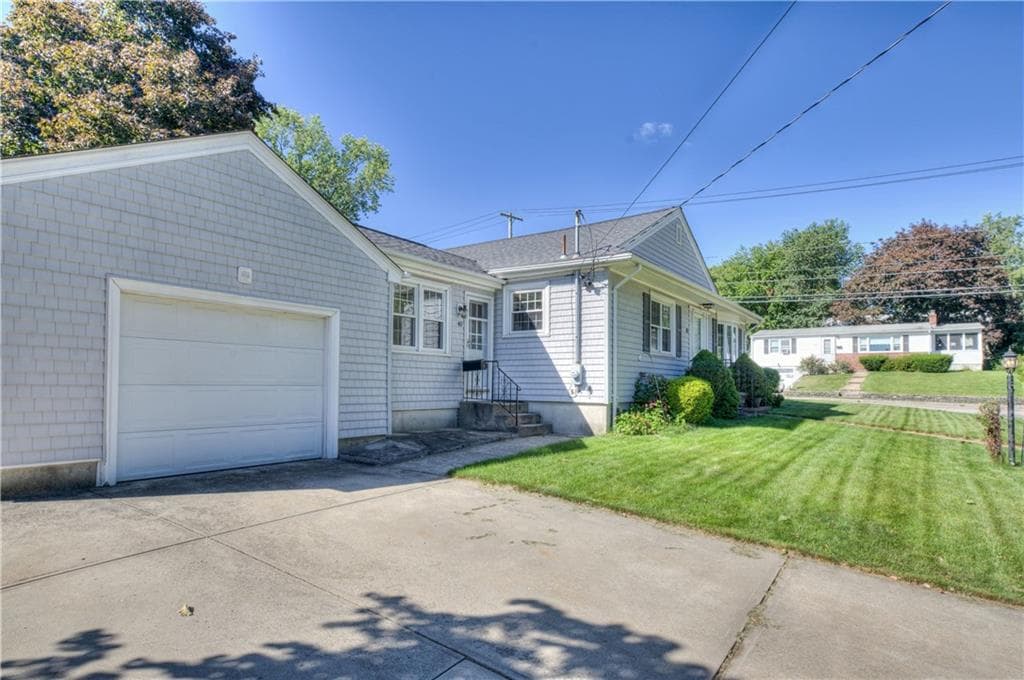 Single Family Residence at 40 Brimfield Road, Cranston, photo 34 of 40