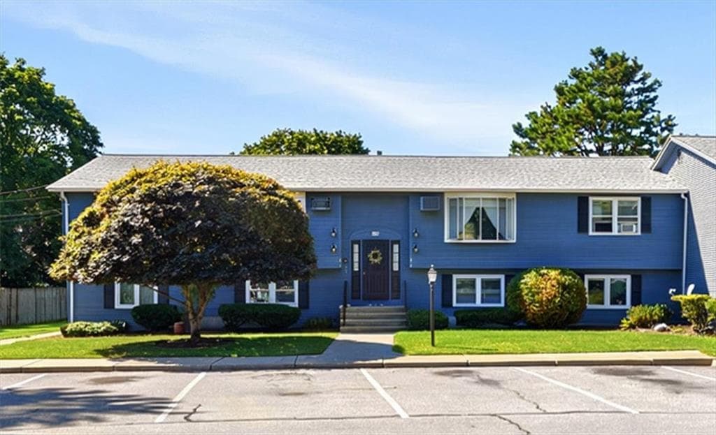 287 Mayfield Avenue UNIT 4
