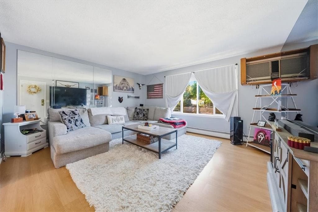Condominium at 287 Mayfield Avenue UNIT 4, Cranston, photo 5 of 22