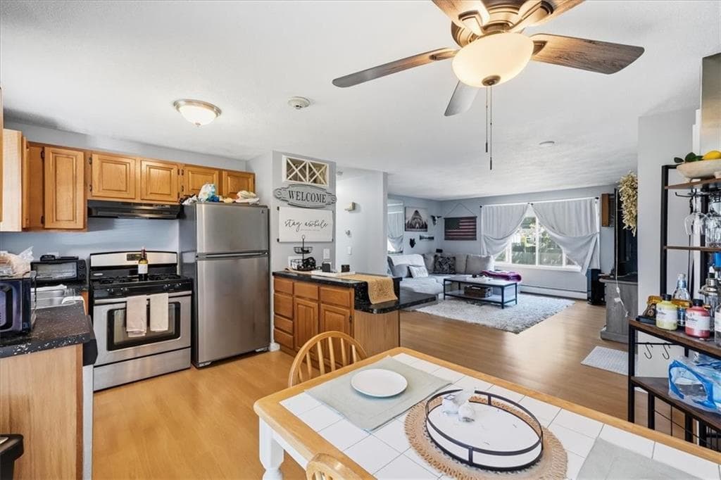 Condominium at 287 Mayfield Avenue UNIT 4, Cranston, photo 10 of 22