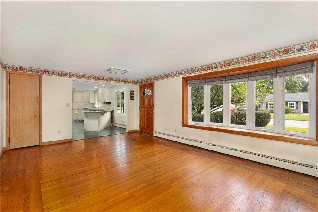 Single Family Residence at 14 Plymouth Drive, Barrington, photo 10 of 40