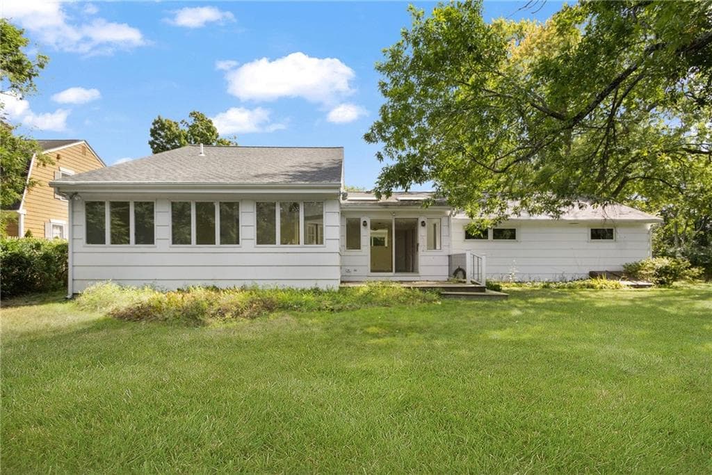 Single Family Residence at 14 Plymouth Drive, Barrington, photo 37 of 40