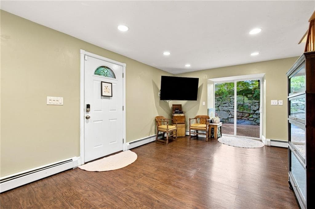 Condominium at 25 Stillwater Road UNIT 3, Smithfield, photo 16 of 24
