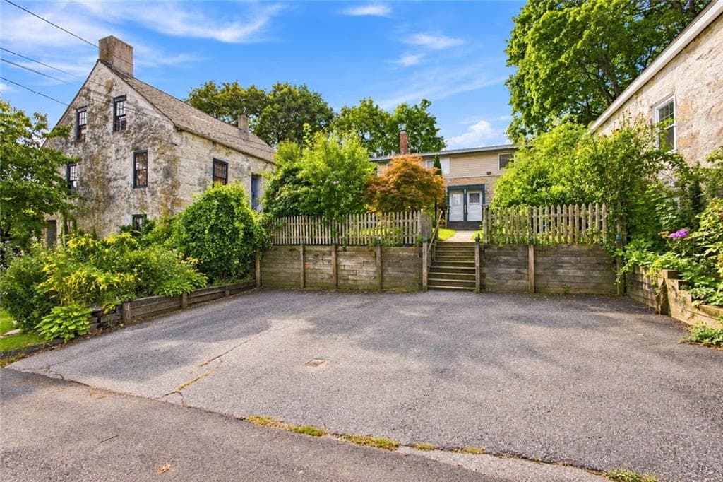 25 Stillwater Road UNIT 3