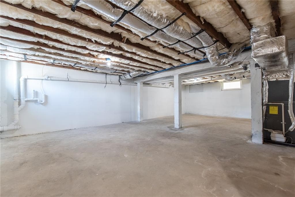 Condominium at 184 Avenue C UNIT -2, Woonsocket, photo 16 of 20