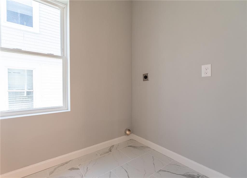 Condominium at 184 Avenue C UNIT -2, Woonsocket, photo 14 of 20
