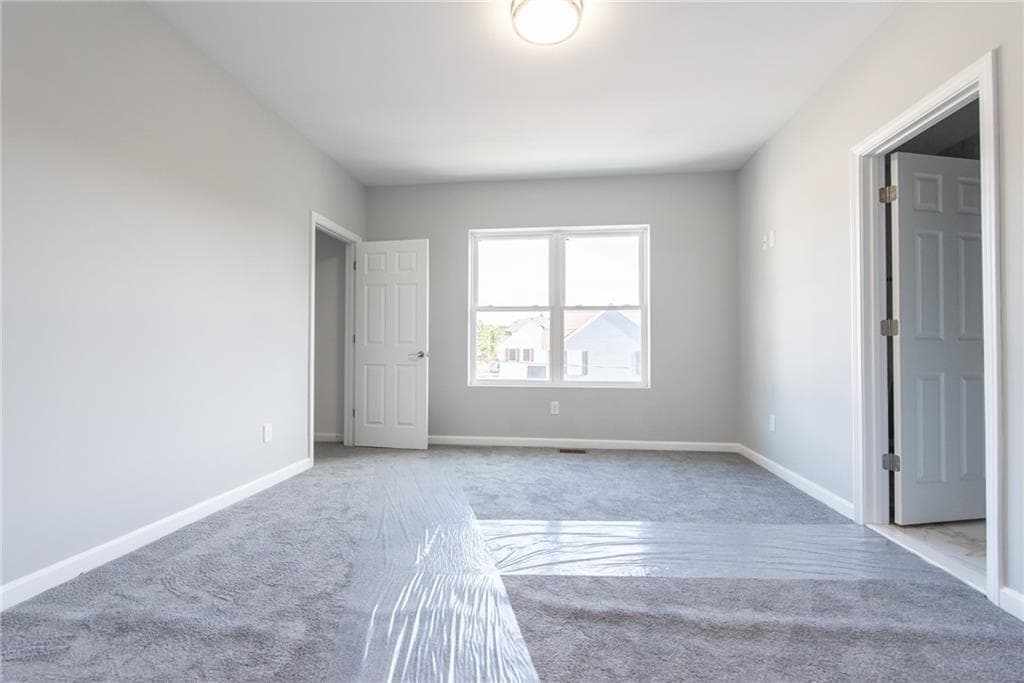 Condominium at 184 Avenue C UNIT -2, Woonsocket, photo 8 of 20