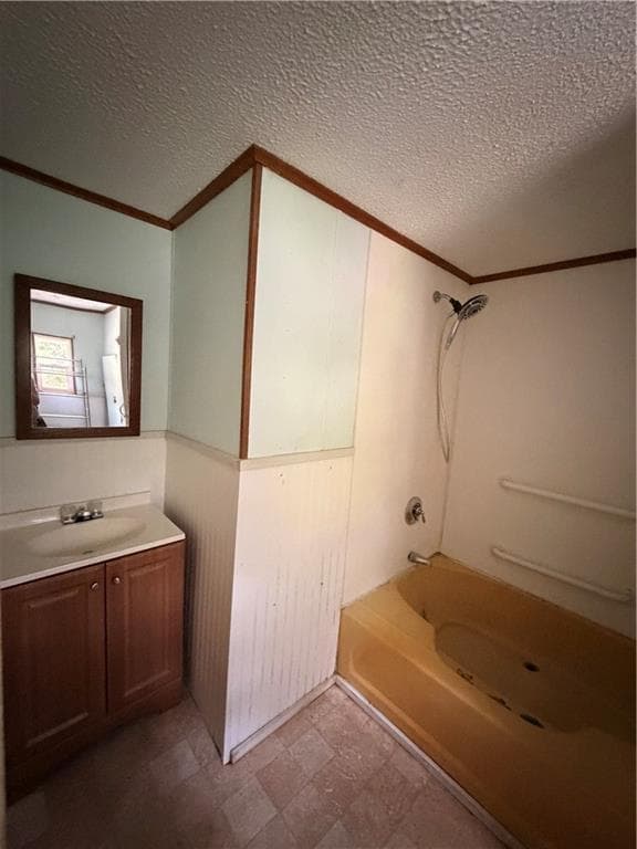 Single Family Residence at 14 Gooseberry Hill, Charlestown, photo 12 of 25
