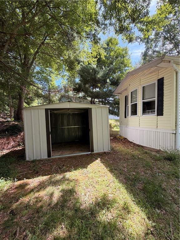 Single Family Residence at 14 Gooseberry Hill, Charlestown, photo 5 of 25