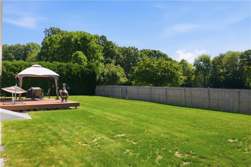 Single Family Residence at 43 Bayview Drive, West Warwick, photo 15 of 49