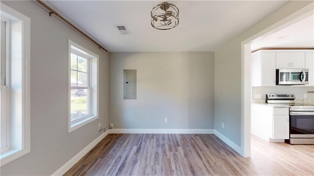 Single Family Residence at 38 Vars Lane, Westerly, photo 14 of 25
