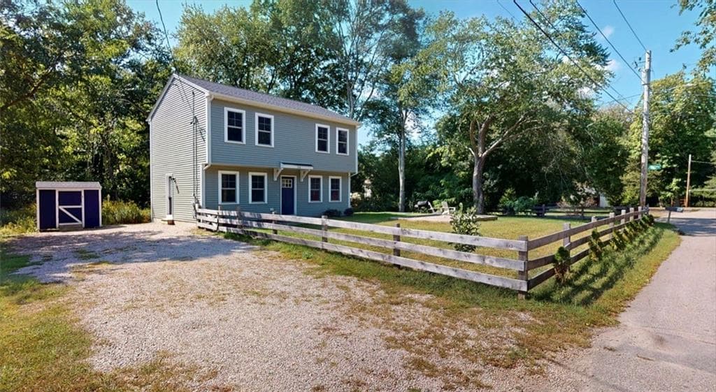 Single Family Residence at 38 Vars Lane, Westerly, photo 4 of 25
