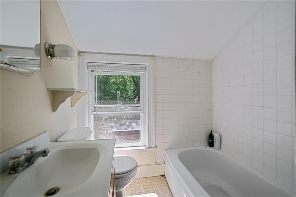 Single Family Residence at 2 2A Plainfield Pike, Foster, photo 17 of 40
