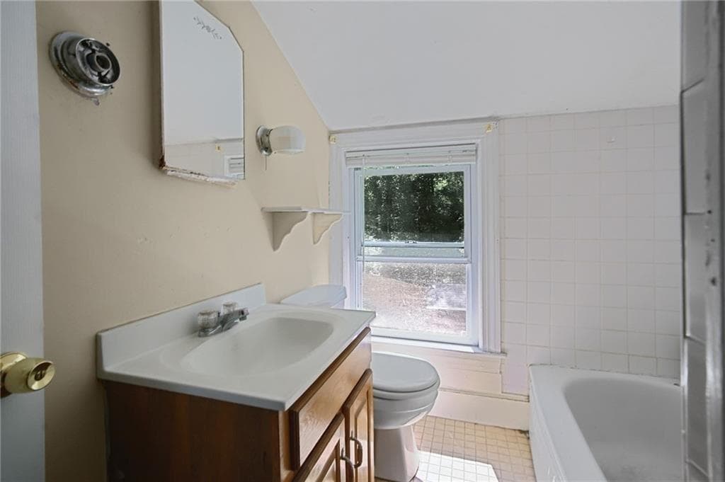 Single Family Residence at 2 2A Plainfield Pike, Foster, photo 18 of 40