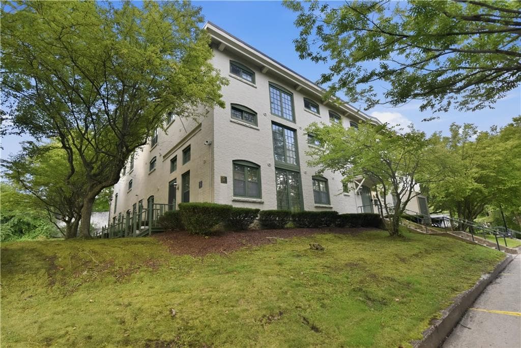 Condominium at 25 Higgins Street UNIT 104, Smithfield, photo 18 of 18