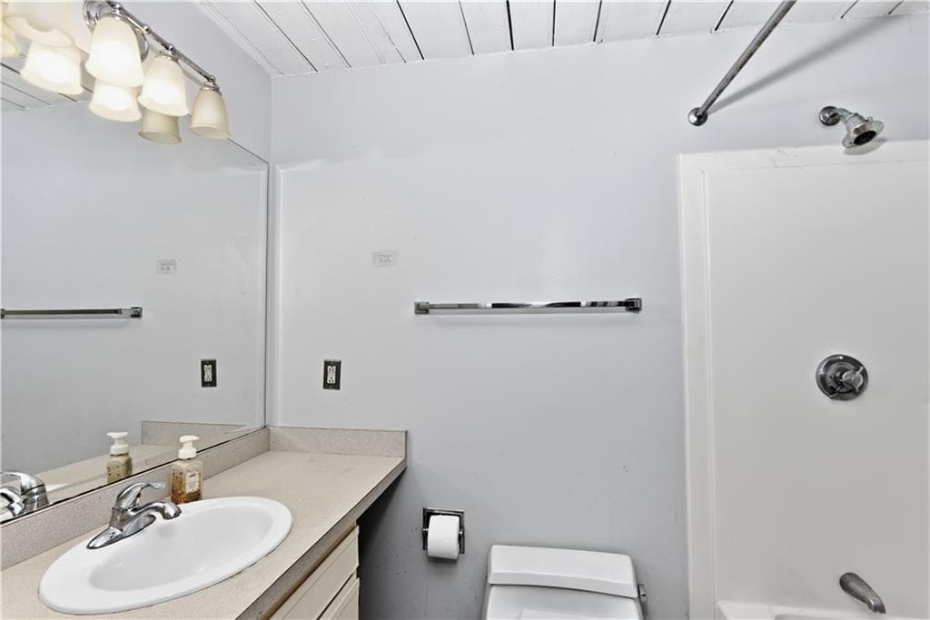Condominium at 25 Higgins Street UNIT 104, Smithfield, photo 15 of 18