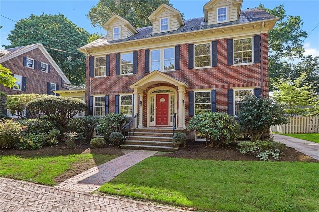 131 Freeman Parkway