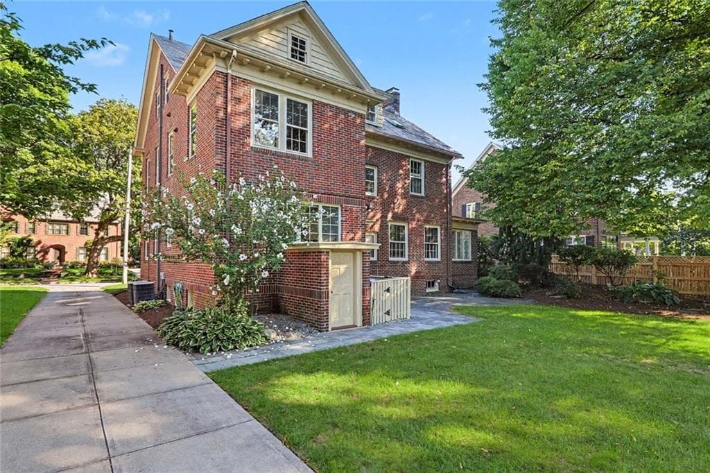 Single Family Residence at 131 Freeman Parkway, Providence, photo 49 of 50