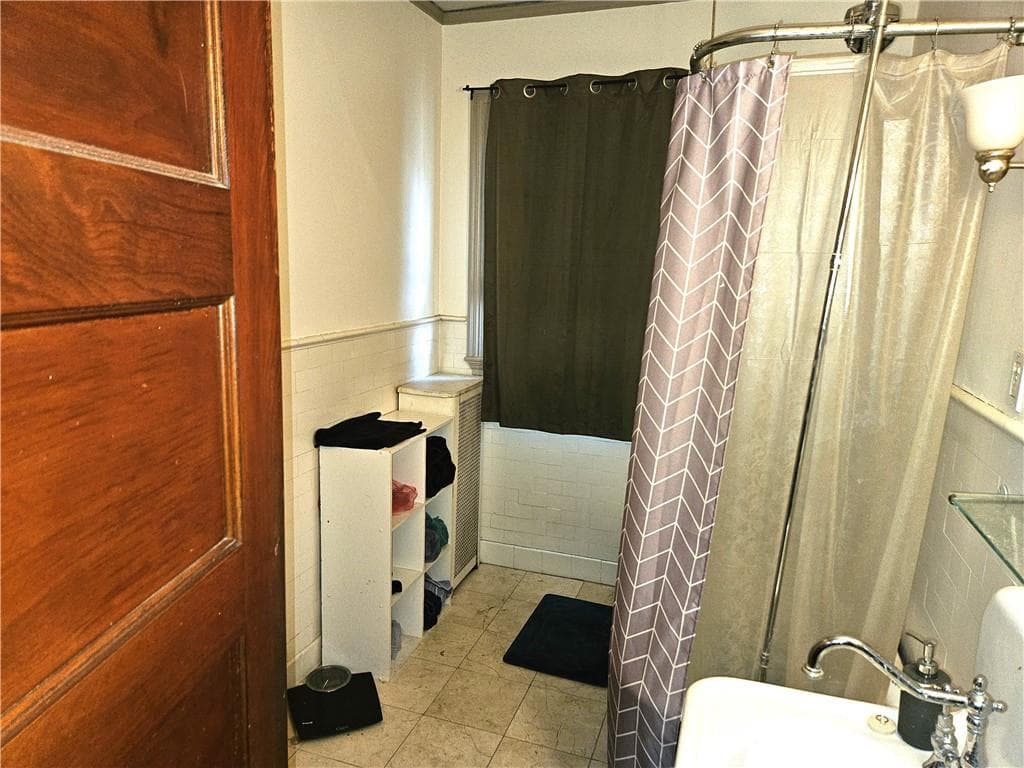 Condominium at 29 Laura Street UNIT 2, Providence, photo 6 of 27