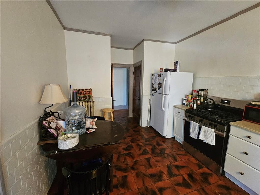 Condominium at 29 Laura Street UNIT 2, Providence, photo 15 of 27
