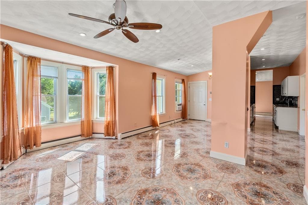 Condominium at 394 Great Road UNIT 3, Lincoln, photo 4 of 20