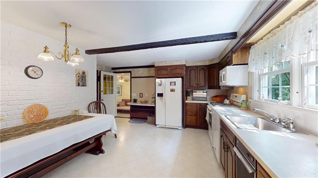 Single Family Residence at 96 Paterson Avenue, Warwick, photo 16 of 49