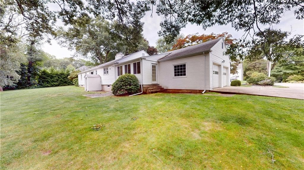 Single Family Residence at 96 Paterson Avenue, Warwick, photo 44 of 49