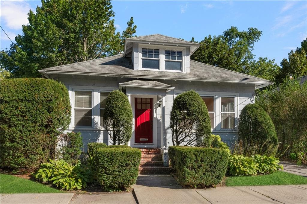 Single Family Residence at 14 Taft Avenue, Providence, photo 2 of 30