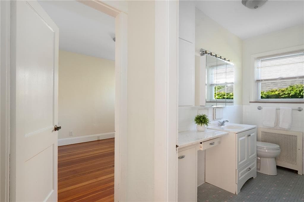 Single Family Residence at 14 Taft Avenue, Providence, photo 17 of 30