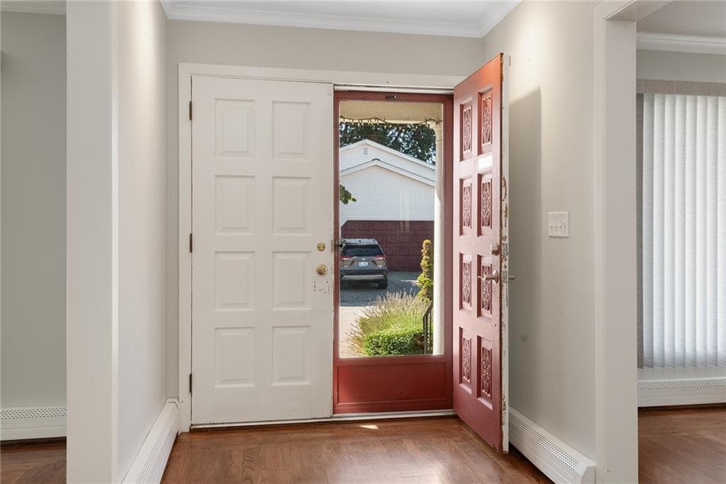 Single Family Residence at 30 Wardlaw Court, Providence, photo 2 of 27