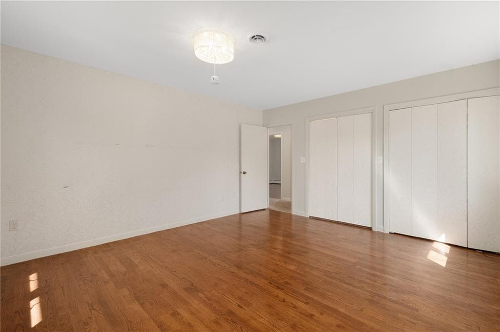 Single Family Residence at 30 Wardlaw Court, Providence, photo 17 of 27