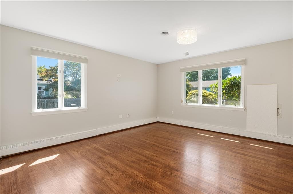 Single Family Residence at 30 Wardlaw Court, Providence, photo 16 of 27