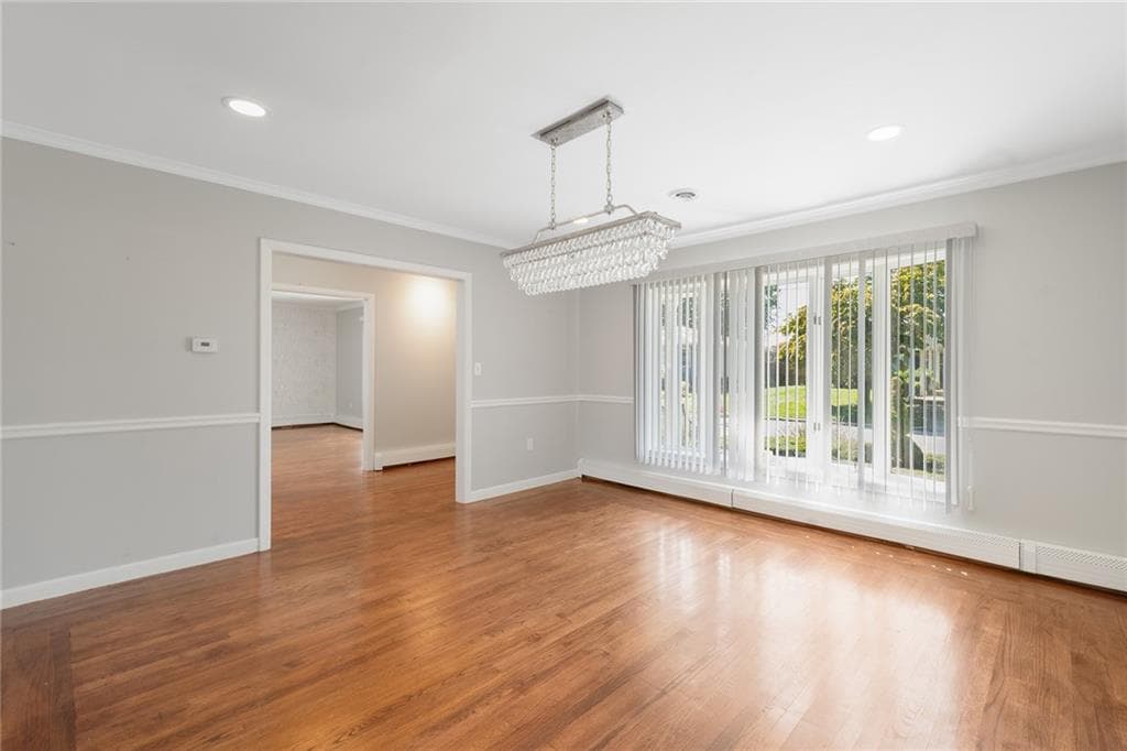 Single Family Residence at 30 Wardlaw Court, Providence, photo 4 of 27